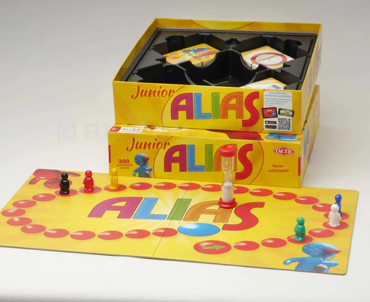 320047 junioraliasuus v1 web 1509 fb9 1